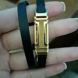 NWOT Tory Burch Flex 2 Wrap